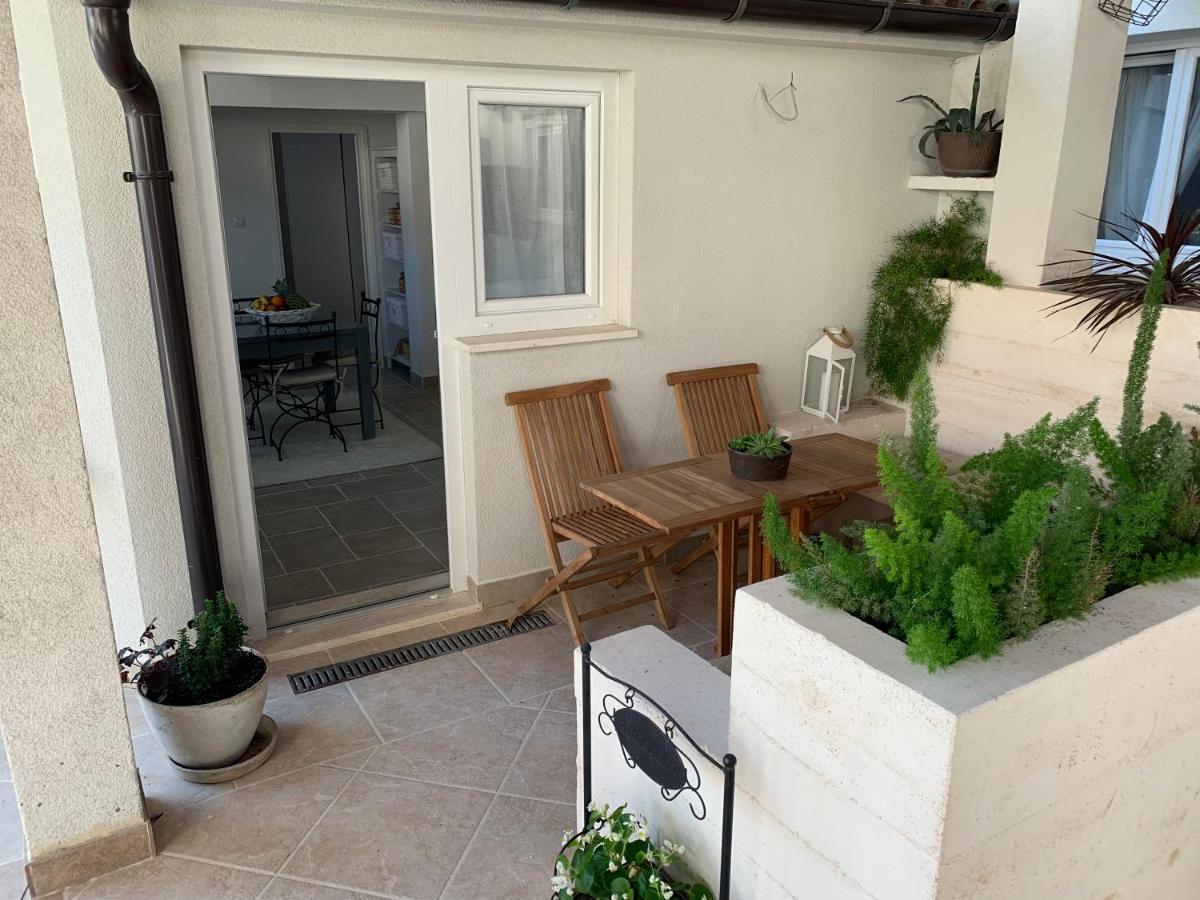 Apartments Rita Задар Екстериор снимка